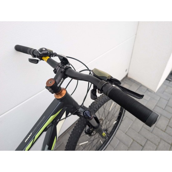 Giant ATX kalnų dviratis 27.5" S