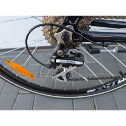 Merida Crossway moteriškas hibridinis dviratis 28" 50 cm