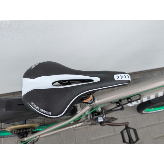 White XC240 lite dviratis paaugliui 24