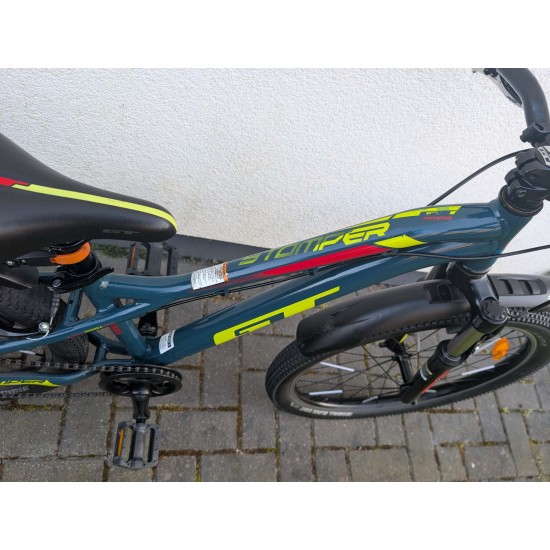 GT Stomper dviratis paaugliui 24"