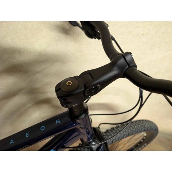 kalnu-dviratis-diamant-aeon-29-ratai-m-dydis-aliuminis-remas-shimano-acera-tektro-hidraulika
