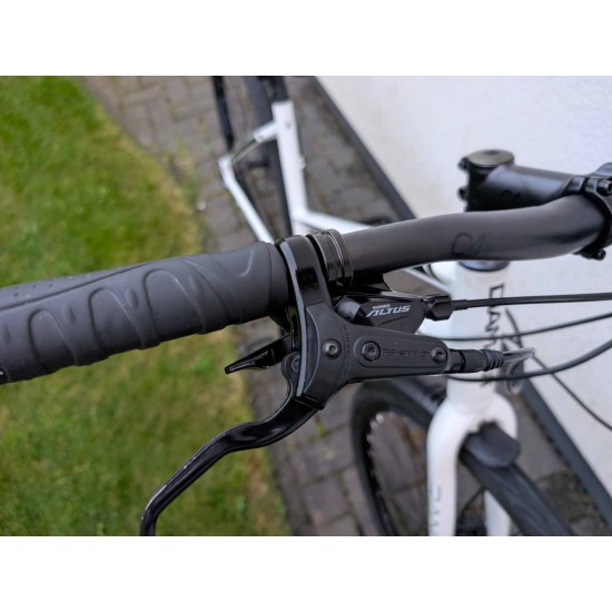 hibridinis-dviratis-diamant-range-28-ratai-m-18-remas-aliuminis-shimano-alivio
