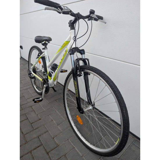 moteriskas-hibridinis-dviratis-kellys-alpha-28-ratai-aliuminis-17-remas-puikus-stovis