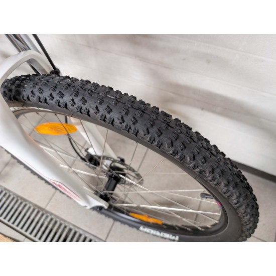 moteriskas-kalnu-dviratis-merida-juliet-27-5-hidrauliniai-stabdziai-m-dydis