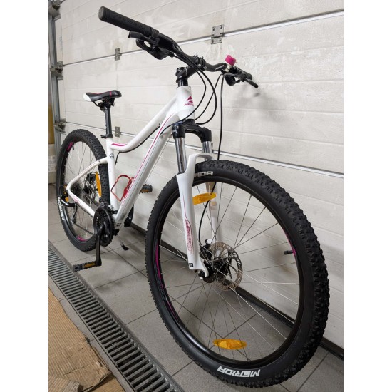 moteriskas-kalnu-dviratis-merida-juliet-27-5-hidrauliniai-stabdziai-m-dydis