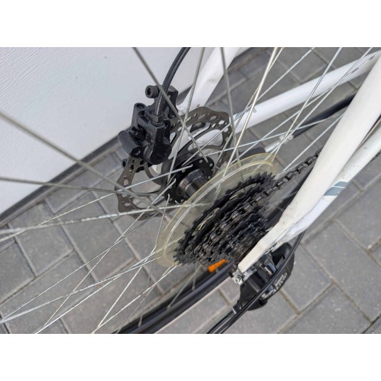 moteriskas-hibridinis-dviratis-merida-striker-28-ratai-19-remas-aliuminis-shimano-alivio