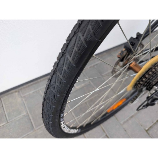 moteriskas-hibridinis-dviratis-merida-28-ratai-50cm-aliuminis-remas-shimano-hidrauliniai-stabdziai
