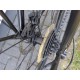 miesto-hibridinis-dviratis-raleigh-rushhour-1-0-28-ratai-shimano-altus-led-apsvietimas