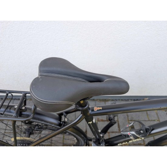 miesto-hibridinis-dviratis-raleigh-rushhour-1-0-28-ratai-shimano-altus-led-apsvietimas