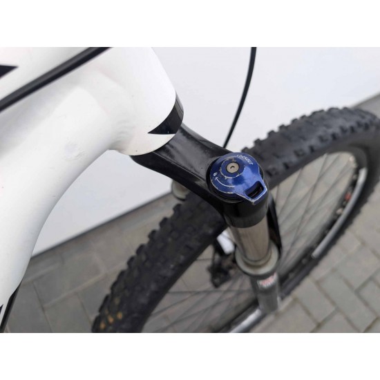 kalnu-dviratis-trek-superfly-5-29-ratai-15-remas-s-dydis-aliuminis-shimano-deore-xt