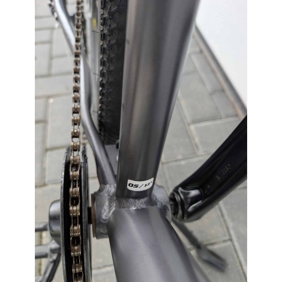 paaugliškas-kalnu-dviratis-white-xc-260-lite-26-ratai-13-remas-aliuminis-sram-x4