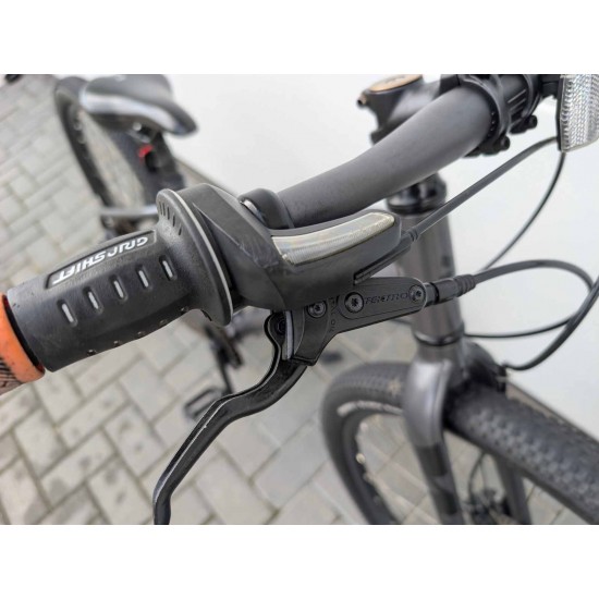 paaugliškas-kalnu-dviratis-white-xc-260-lite-26-ratai-13-remas-aliuminis-sram-x4