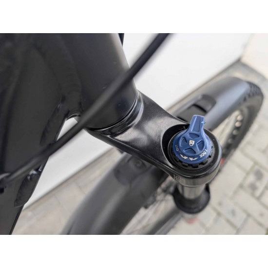 kalnu-dviratis-white-xc-275-comp-27-5-ratai-17-m-remas-aliuminis-shimano-alivio