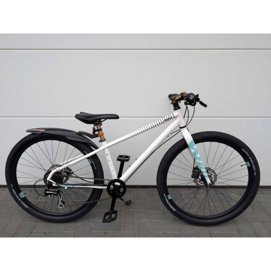 paaugliu-dviratis-white-26-coliu-ratai-aliuminio-remas-shimano-deore-hidrauliniai-stabdziai