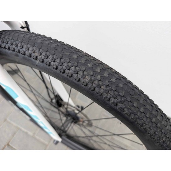 paaugliu-dviratis-white-26-coliu-ratai-aliuminio-remas-shimano-deore-hidrauliniai-stabdziai