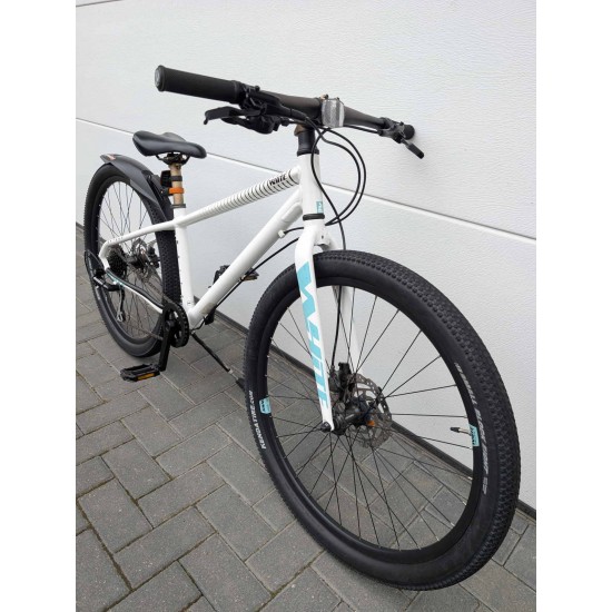 paaugliu-dviratis-white-26-coliu-ratai-aliuminio-remas-shimano-deore-hidrauliniai-stabdziai