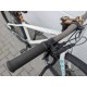 paaugliu-dviratis-white-26-coliu-ratai-aliuminio-remas-shimano-deore-hidrauliniai-stabdziai