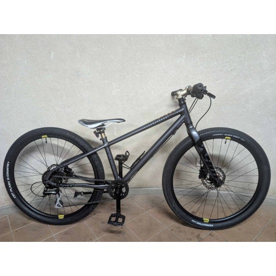 paaugliu-dviratis-white-26-coliu-ratai-aliuminio-remas-shimano-deore-hidrauliniai-stabdziai