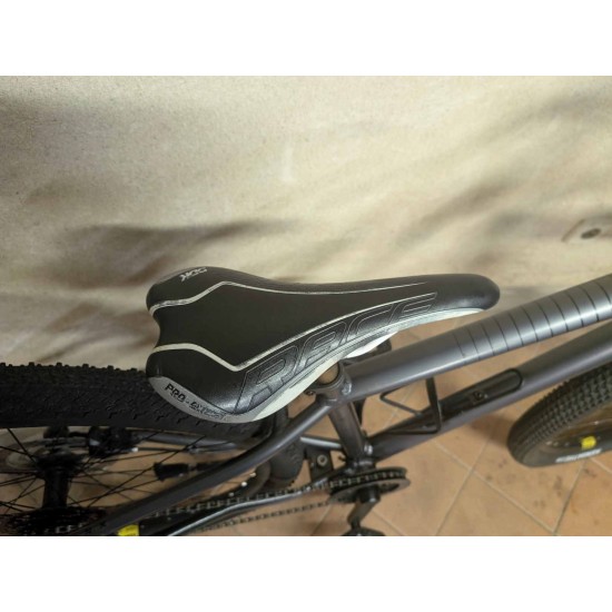 paaugliu-dviratis-white-26-coliu-ratai-aliuminio-remas-shimano-deore-hidrauliniai-stabdziai