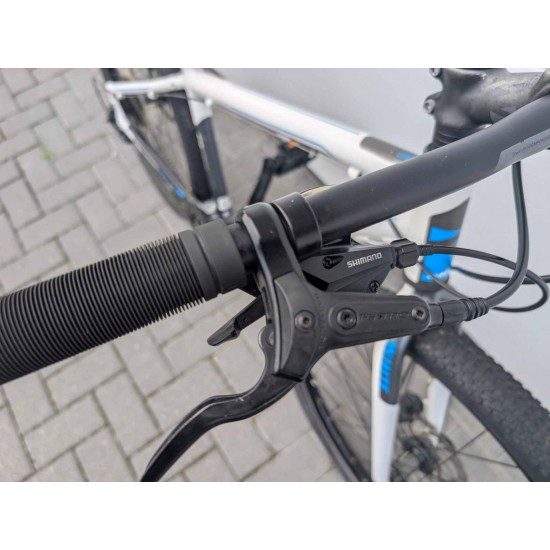 paaugliu-dviratis-white-26-coliu-ratai-aliuminio-remas-shimano-deore-hidrauliniai-stabdziai