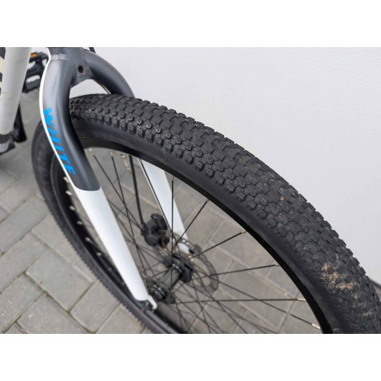 paaugliu-dviratis-white-26-coliu-ratai-aliuminio-remas-shimano-deore-hidrauliniai-stabdziai