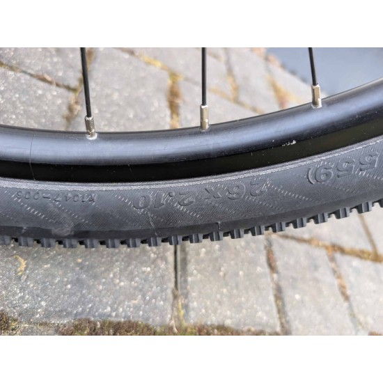 paaugliu-dviratis-white-26-coliu-ratai-aliuminio-remas-shimano-deore-hidrauliniai-stabdziai