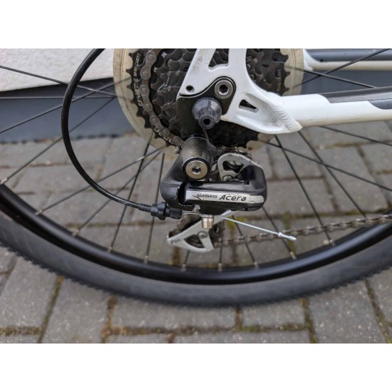 paaugliu-dviratis-white-26-coliu-ratai-aliuminio-remas-shimano-deore-hidrauliniai-stabdziai