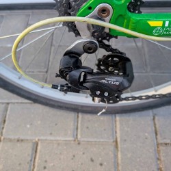 Carrera kalnų dviratis paaugliui 24