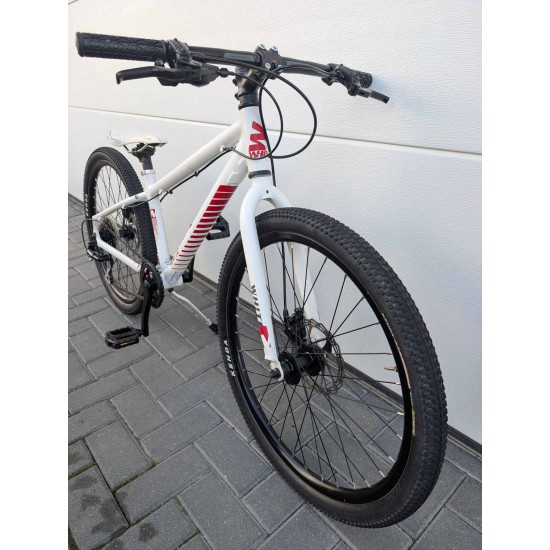 paaugliškas-dviratis-white-bikes-24-ratai-aliuminis-remas-shimano-acera