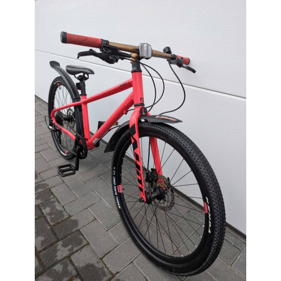 lengvas-vaikiškas-dviratis-white-xc-24-ratai-10kg-aliuminis-remas-shimano-hidraulika