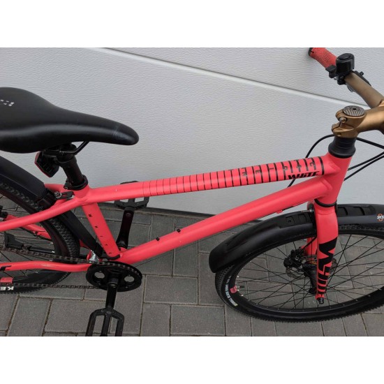 lengvas-vaikiškas-dviratis-white-xc-24-ratai-10kg-aliuminis-remas-shimano-hidraulika