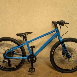 White XC Lite 240 vaikiškas dviratis 24 m1 10kg