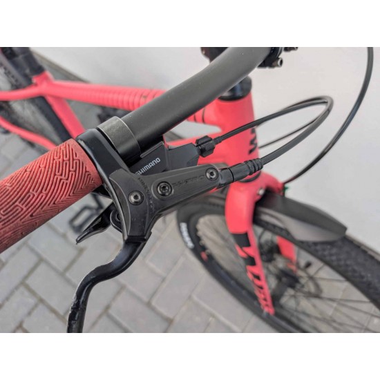 paaugliskas-dviratis-white-xc240-lite-24-aliuminis-shimano-altus-hidrauliniai