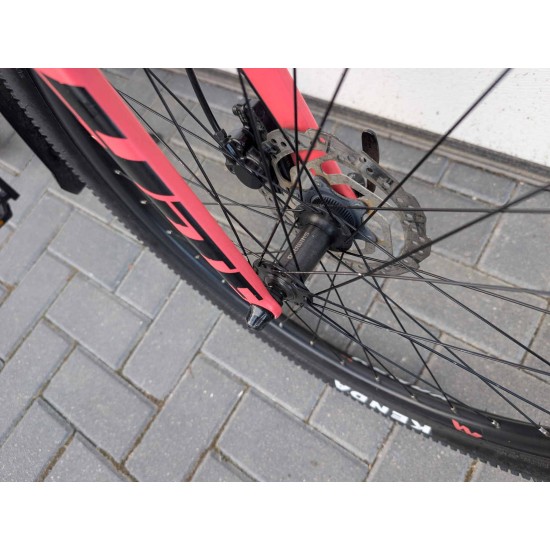 paaugliskas-dviratis-white-xc240-lite-24-aliuminis-shimano-altus-hidrauliniai