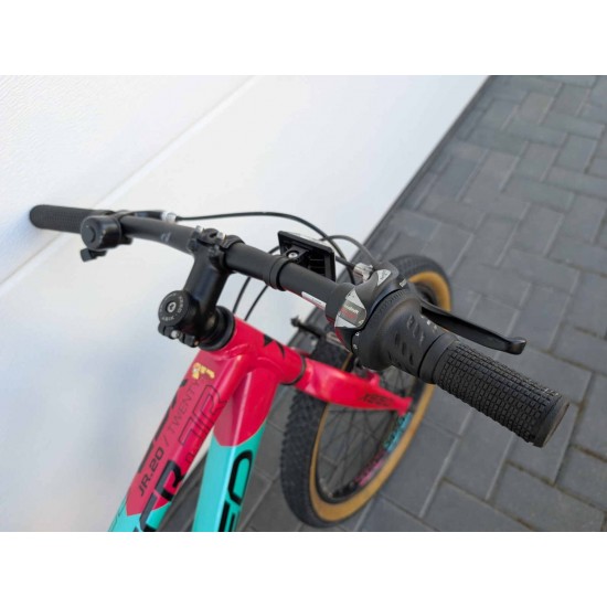 naudotas-lengvas-vaikiskas-dviratis-xeon-xcr-jr-20-ratai-aliuminis-remas-9kg