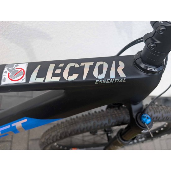 anglies-pluosto-kalnu-dviratis-ghost-lector-sf-essential-lc-carbon-fox-performance-shimano-xt