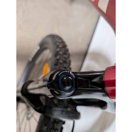 kalnu-dviratis-trek-marlin-sram-sx-eagle-12-pavaru-rockshox-judy-silver-maxxis