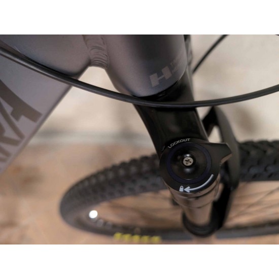 kalnu-mtb-dviratis-meserra-29-L-aliuminis-remas-hidrauliniai-stabdziai