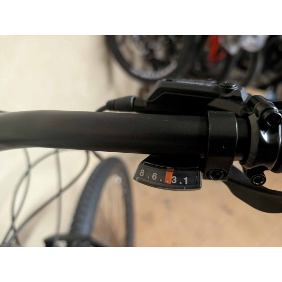 kalnu-mtb-dviratis-meserra-29-L-aliuminis-remas-hidrauliniai-stabdziai