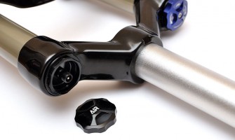 Amortizacinės šakės reguliavimas