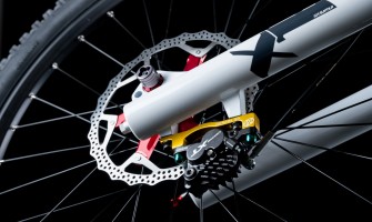 Kaip nutildyti diskinius stabdžius: 9 būdai atsikratyti cypimo ir girgždėjimo