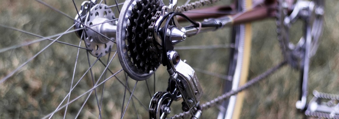 Nukrito dviračio grandinė? Ramiai – tai pataisoma Nukrito dviračio grandinė? Ramiai – tai pataisoma