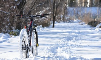 Žiema - geriausias laikas pirkti dviratį